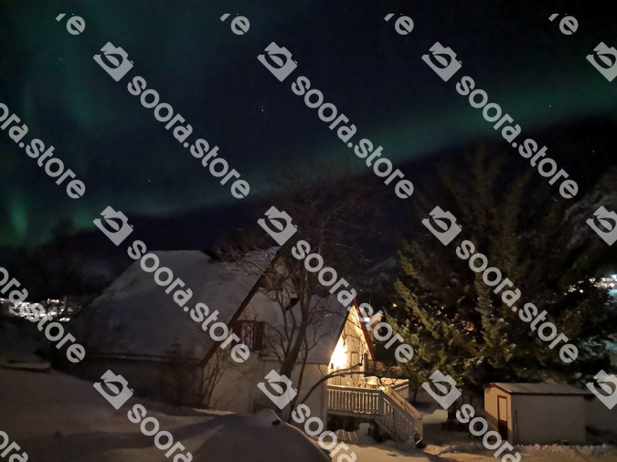 Aurora -  Loften Islands